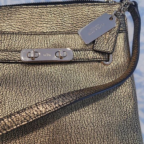 Coach SWAGGER Metallic Pebble Leather Swingpack Crossbody - Picture 15 of 15